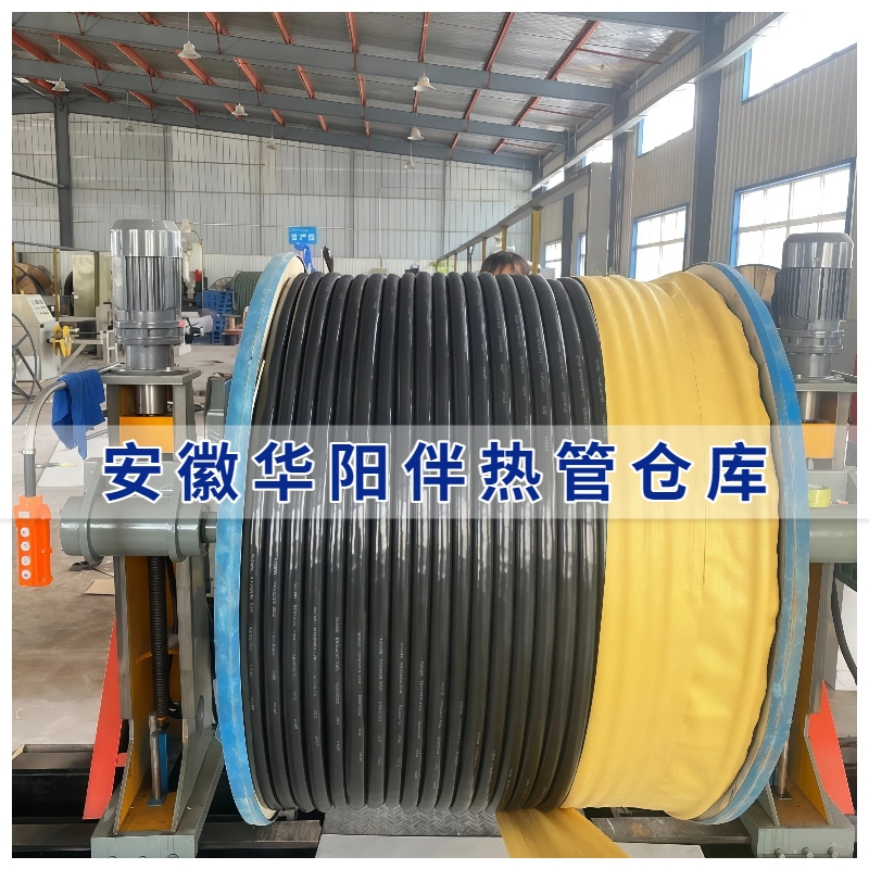 伴熱管倉庫展示